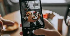 Smartphone Kebanggaan YouTuber! Inilah 7 HP dengan Kamera Ultrawide dan OIS Murah Terbaik 2024