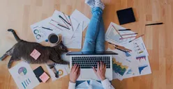5 Website Freelance yang Bisa Menghasilkan Uang Tambahan untuk Pelajar, Uang Jajan Auto Aman!