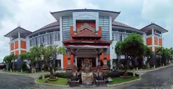 CATAT! Ada 10 Universitas Terbaik Di Bali,Cocok Untuk Kamu Yang Akan Masuk Kuliah di Pulau Dewata Tahun 2024