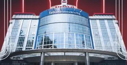 10 PTS Terbaik dengan SKOR SINTA Kemdikbud Tertinggi di Indonesia, Juaranya Bukan TELKOM Maupun BINUS Lho!
