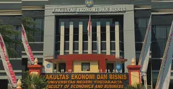 Lulus Langsung Kerja! Inilah 3 Jurusan Bidang Ekonomi Paling Ramai Peminat di UNJ, UNY, UM, Unnes, dan Unesa, Tembus 3.060 Pendaftar