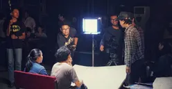 Hobi Nonton Film? Ini 5 Jurusan Kuliah yang Cocok untuk Kamu