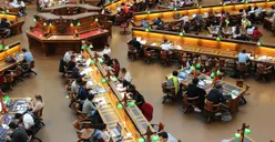 Satu-Satunya! UIN Surabaya Jadi Universitas Islam yang Masuk TOP 5 Go Internasional Kampus Terbaik di Surabaya