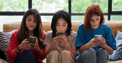 Mengakses Media Sosial Bisa Tingkatkan Gangguan Kesehatan Mental, Ini Berdasarkan Penelitian Ilmiah