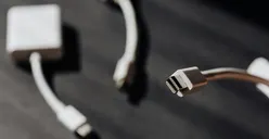 5 Tips Memilih Charger HP Terbaik, Agar Handphone Kamu Tidak Cepat Rusak