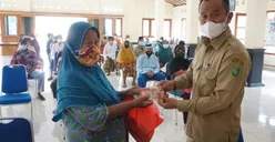 Belum Terima Uang Bansos? Ternyata Ini Penyebab PKH BPNT Periode September-Oktober Ada yang Belum Cair