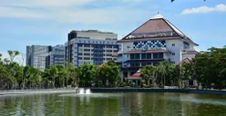 7 Jurusan Sarjana di Unair Tahun 2024 Ini Seangkatan Kurang dari 100 Mahasiswa