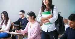 Saingannya Banyak! 3 Fakultas Paling Favorit di Universitas Negeri Jakarta (UNJ), Terfavorit Nomor 1 Punya 30.559 Pendaftar