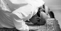 Bacaan Niat dan Tata Cara Sholat Tarawih di Rumah Sendirian di Bulan Ramadhan 2024