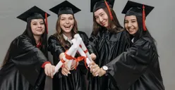 6 Beasiswa Kuliah Bergengsi Tak Pandang Usia Jenjang S1 sampai S3, Tua Muda Bisa Daftar Apa Saja Syaratnya?