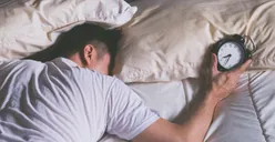 Ternyata Tidur Setelah Sahur Membahayakan Kesehatan? Ini 7 Risiko yang Bisa Didapat, Salah Satunya GERD