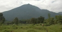 Aktivitas Vulkanik Gunung Salak Meningkat, Warga Diminta Waspada