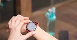 Kondisi Psikologi Orang yang Suka Pakai Jam di Tangan Kanan, Cenderung Pendiam?