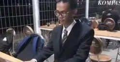 Gugatan Almas Tsaqibbirru ke Gibran Rakabuming Raka Dianggap Pengalihan Isu Dinasti Politik, Netizen: Udah Skenario Semua!