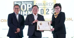 Direktur Utama PNM Arief Mulyadi jadi The Best CEO di Ajang Top BUMN Awards 2023