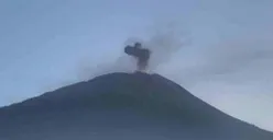 Warga Ketakutan, Ada Suara Dentuman dan Gemuruh Sebelum Gunung Marapi Erupsi