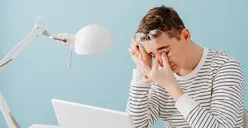 5 Kebiasaan Toxic pada Diri Sendiri yang Tanpa Sadar Masih Sering Dilakukan, Kamu Merasakannya?