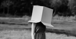 Ini Dia Perbedaan Introvert, Pemalu, dan Anti Sosial, Sering Dianggap Sama Padahal Berbeda?