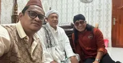 Klarifikasi Gus Miftah soal Video Bagi-bagi Uang ke Warga usai Disebut Money Politics: Saya Diminta Membagikan Sedekah
