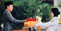 Profil dari Pembawa Baki Upacara Penurunan Bendera di Istana, Ayumi Putri Sasaki