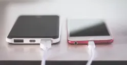 Jangan Asal Colok, Tips Memilih Fast Charger Terbaik
