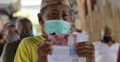 KPM Full Senyum! 5 Bansos Ini Resmi Mulai Cair Sampai 31 Januari 2024, Apakah Termasuk PKH dan BPNT?