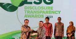 Komitmen Terapkan Bisnis Berkelanjutan, bank bjb Sabet Penghargaan di Ajang ESG Disclosure Awards 2023