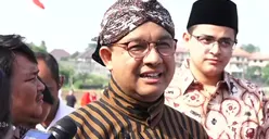 Anies Baswedan Mengunjungi Semarang, Sempat Makan Tahu Bakso dan Beli Ikan Bandeng Juwana Elrin