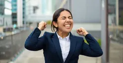 5 Cara Mudah Ini Bisa Kamu Lakukan untuk Menjadi Orang yang Lebih Percaya Diri