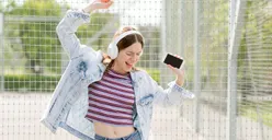 5 Tanda Kamu Adalah Orang yang Super Attractive, Hati-hati Kamu Sering Dianggap Ancaman!