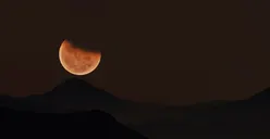7 Amalan Penting yang Dianjurkan untuk Sambut Bulan Ramadhan, Apa Saja?