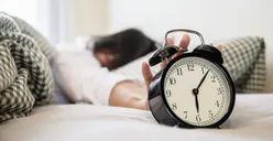 7 Fakta Psikologi Orang yang Suka Begadang dan Bangun Pagi