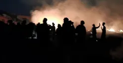 Viral! Peringati 1 Tahun Tragedi Kanjuruhan, Rumput Stadion Malah Terbakar, Warganet: Bikin Tragedi Lagi 