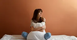 Mirip Namun Tak Sama! Ini Perbedaan Introvert, Pemalu, dan Anti Sosial, Kamu yang Mana?