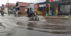 Cuaca DKI Jakarta Kamis, 28 Desember 2023, Seluruh Wilayah akan Turun Hujan di Waktu Berikut Ini