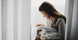 Tips Berpuasa Bagi Ibu Menyusui, Perhatikan Hal Ini Agar Puasa Lancar!
