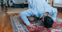 Sholat Tahajud 2 Rakaat? 2 Bacaan Doa Surat Pendek yang Dianjurkan Rasulullah SAW 