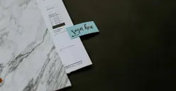 Mengungkap Sifat Seseorang Lewat Bentuk Coretan Tanda Tangan, Kamu yang Mana?