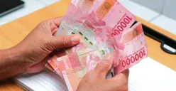 Serikat Buruh Jawa Barat Tuntut UMP 2024 Naik 15 Persen, Segini UMK Jabar Jika Naik: Karawang Tertinggi!