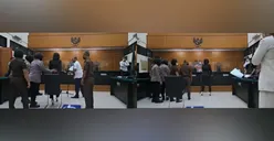 Geger! Nikita Mirzani Ngamuk Dalam Ruang Sidang Pukul Microphone dan Lempar Papan, Ternyata Karena Hal Ini
