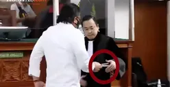 Usai Divonis Hukuman Mati, Ferdy Sambo Wasiatkan Buku Hitam pada Kuasa Hukum, Sesuai Prediksi Ahli?