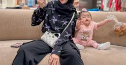 Lagi, Pola Asuh Ria Ricis kepada Moana Berusia 7 Bulan Jadi Sorotan Usai Ajari Salto: Aman Kan Ada Gurunya