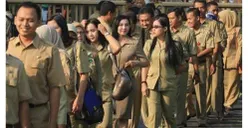 FULL Senyum! Tenaga Honorer Akan Jadi Prioritas Formasi CPNS dan PPPK 2023? Simak Ini Bocoran dari Menpan RB