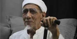 Sudah Bayar Tapi Ngutang Lagi? Kata Mbah Moen Baca Ini 100 Kali Agar Terhindar dari Hutang