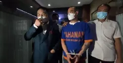 Tangan Diborgol dan Resmi Jadi Tahanan, Ferry Irawan Minta Maaf ke Venna Melinda: Saya Punya Kelebihan ...