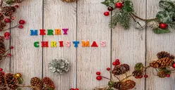 36 Ucapan Natal 2022 dan Tahun Baru 2023 yang Bisa Kamu Bagikan Kepada Orang Terdekat, Sweet Abis!