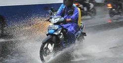 BPBD DKI Jakarta Laporkan 4 RT dan 10 Ruas Jalan Ibu Kota Tergenang Banjir Dampak Hujan Deras Hari Ini