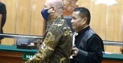 Sidang Teddy Minahasa Memanas, Hotman Paris Adu Debat Dengan Jaksa Penuntut Umum, Kok Bisa?