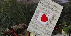 Begini Hukum Merayakan Hari Valentine dalam Islam, Buya Yahya Peringatkan Hal Ini