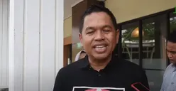 Resmi jadi Duda, Inilah Postingan Curcol Dedi Mulyadi di Instagramnya: Romantisme Itu Hadir Bukan…